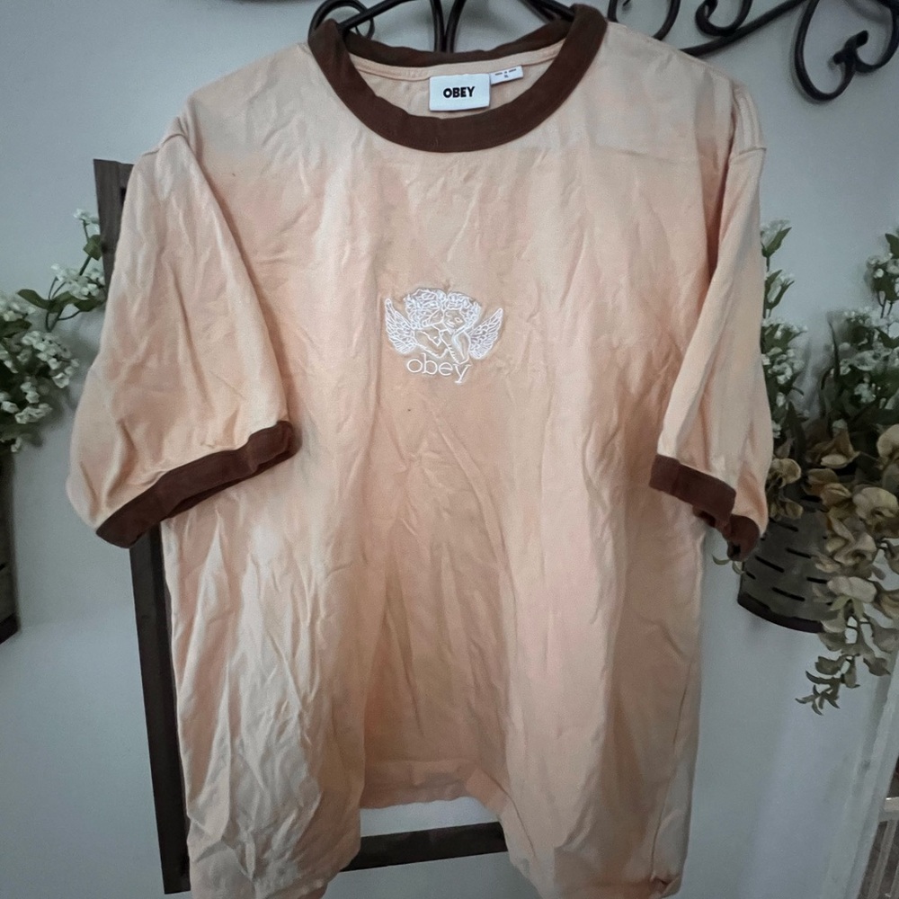 OBEY men’s t shirt